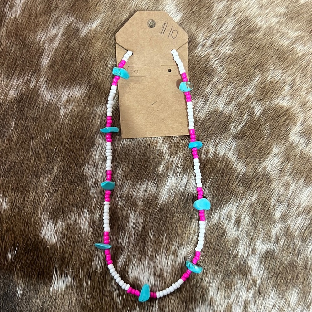 Super cute western choker necklace